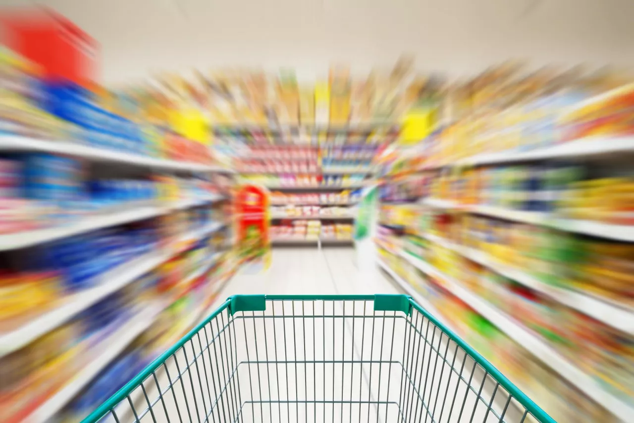 Ten sposób na ratowanie polskiego handlu chyba nie zadziała... (fot. Shutterstock)