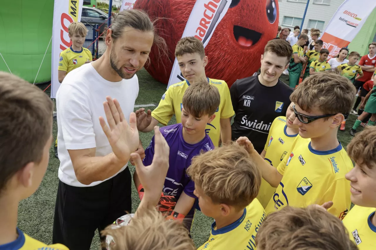 <p>Znany piłkarz Grzegorz Krychowiak został ambasadorem akcji Puchar Muszkieterów</p>