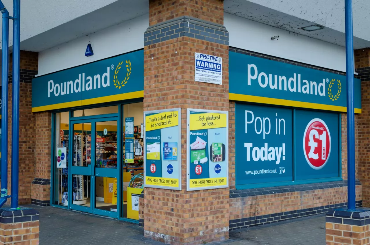 Dyskont sieci Pounland (fot. Shutterstock)