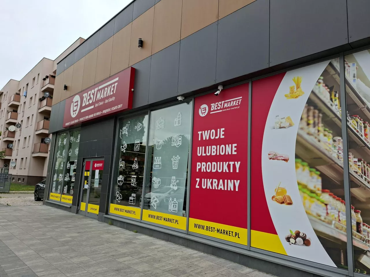 Sklep sieci Best Market w podwarszawskim Piasecznie (fot. wiadomoscihandlowe.pl)