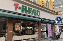 Sklep 7-Eleven w Sztokholmie (fot. Sebastian Rennack)