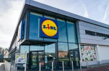 Lidl uruchamia usługę click &amp; collect łączącą sprzedaż online ze sprzedażą offline (fot. Shutterstock)