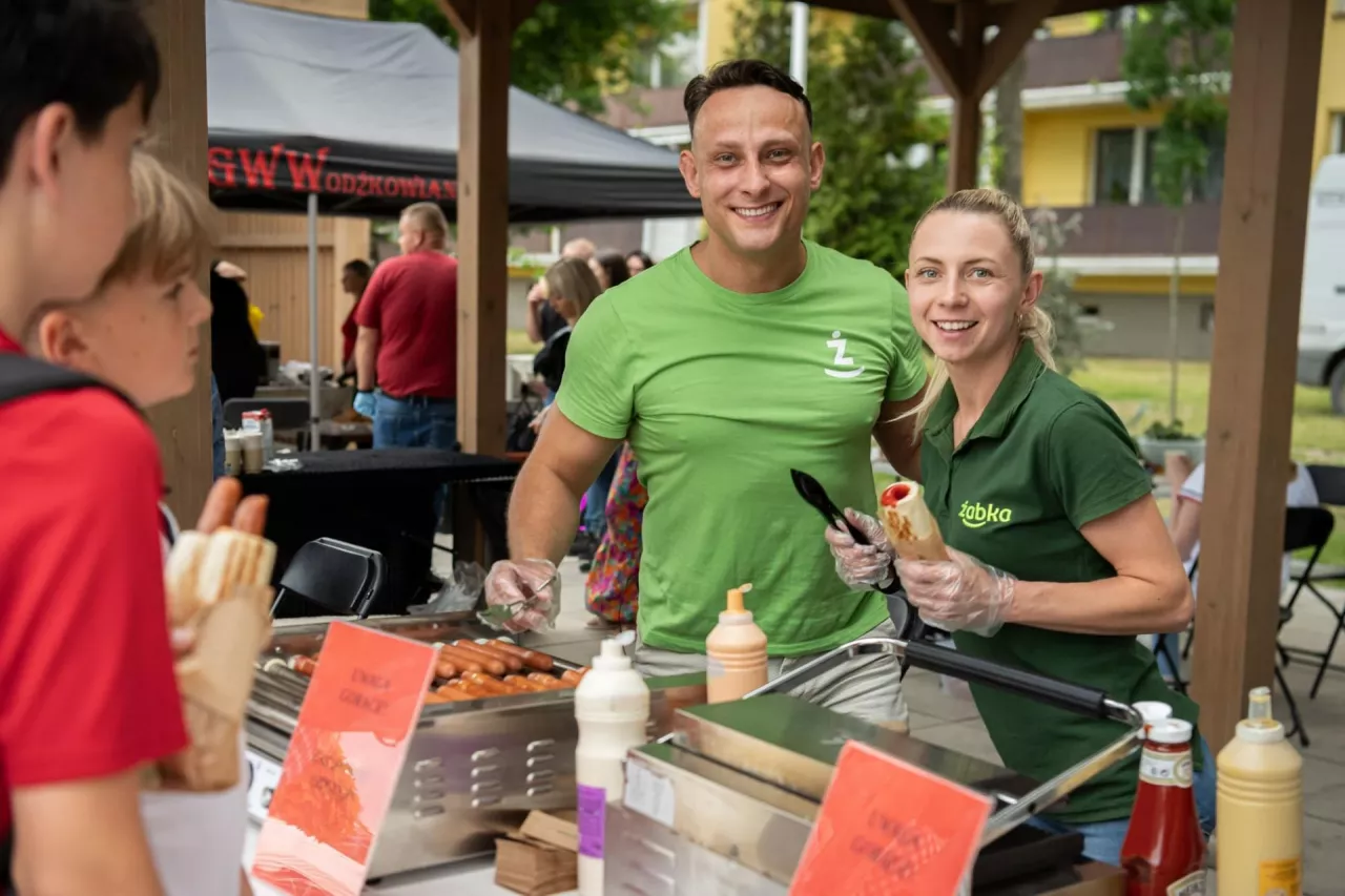 <p>Żabka wspiera franczyzobiorców w aktywizacji lokalnych społeczności. Pomysłów nie brakuje</p>