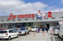 Hipermarket dyskontowy La Cocoș (fot. Sebastian Rennack)
