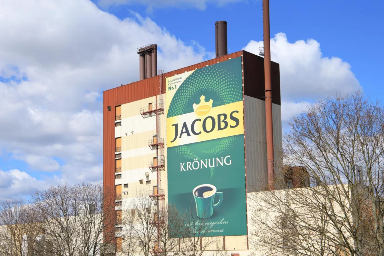 Firma JDE Peet‘s, właściciel marki Jacobs, ogłosiła nową strategię. Ma jej ona zapewnić poprawę wyników finansowych i dalszy wzrost (fot. Shutterstock)
