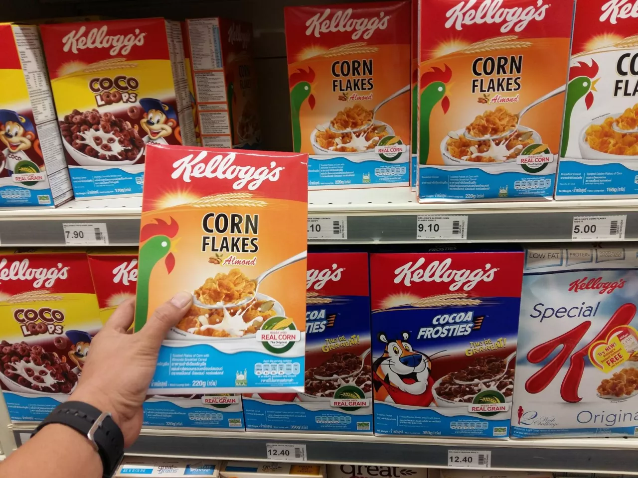 Ferrero przejmuje potentata w produkcji płatków śniadaniowych i markę Kellogg‘s (fot. Shutterstock)