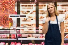 <p>Przerażające dane: Już 2000 sklepów zniknęło. Top 5 branż najbardziej zagrożonych (fot. Canva)</p>