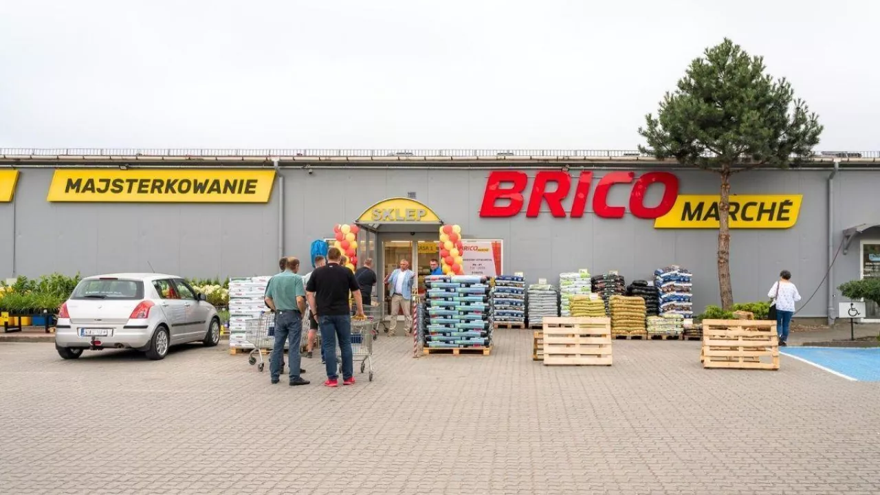 <p>Bricomarché i Jasam współpracują. ”Nowy rozdział franczyzy” (fot. Bricomarche Olsztyn/Facebook.com)</p>