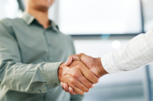 Pierwsze wrażenie w B2B – jakie znaczenie ma czyste, dobrze zorganizowane biuro?