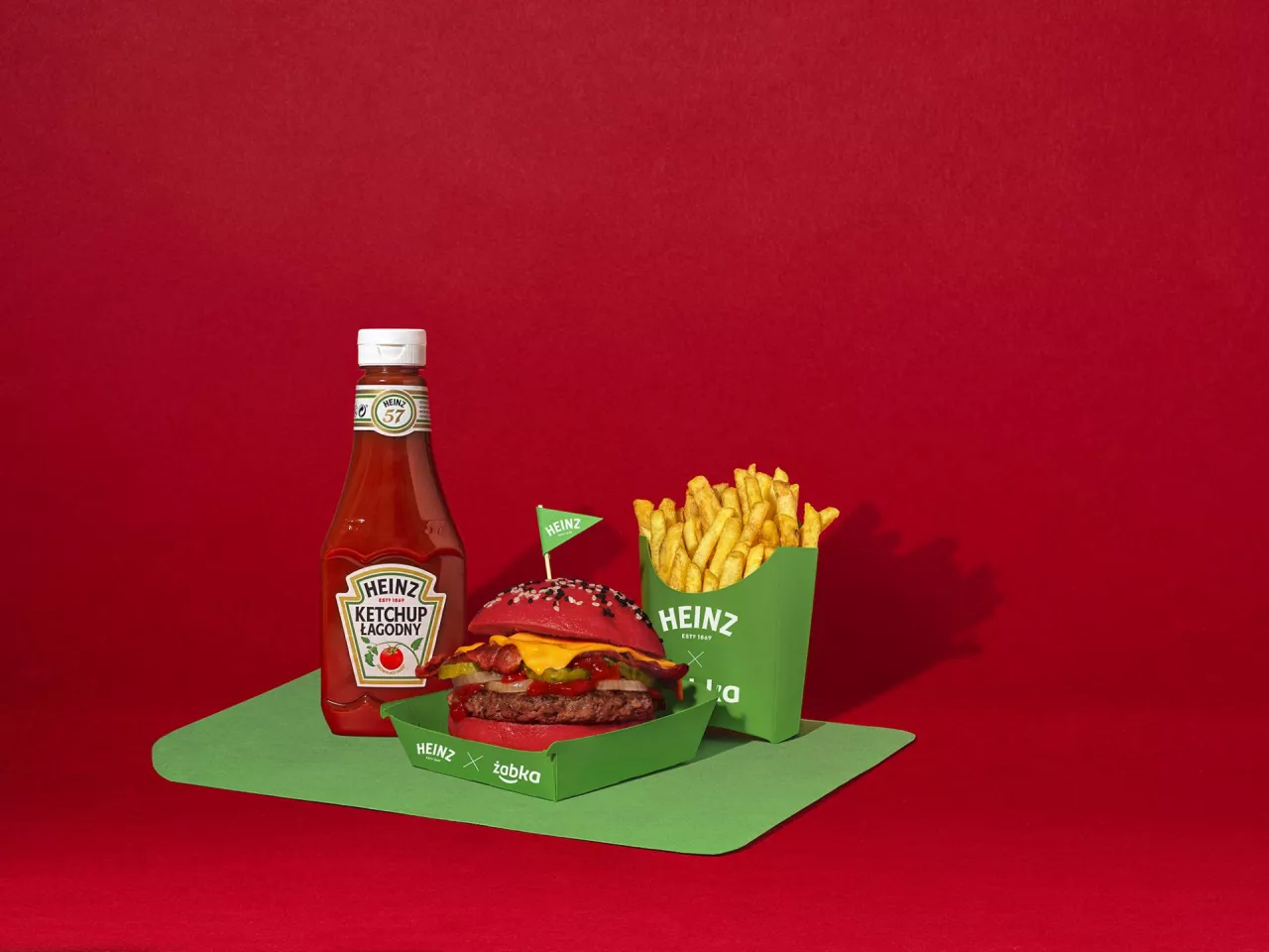 Ketchup Burger od Żabki i Heinz Kraft (fot. Jonathan Kennedy)