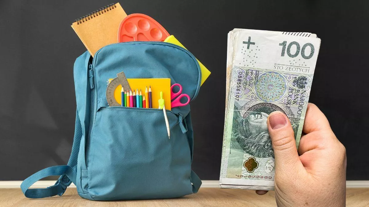 Wyprawka szkolna 2025. Sprawdzamy czym klientów kuszą największe sieci sklepów