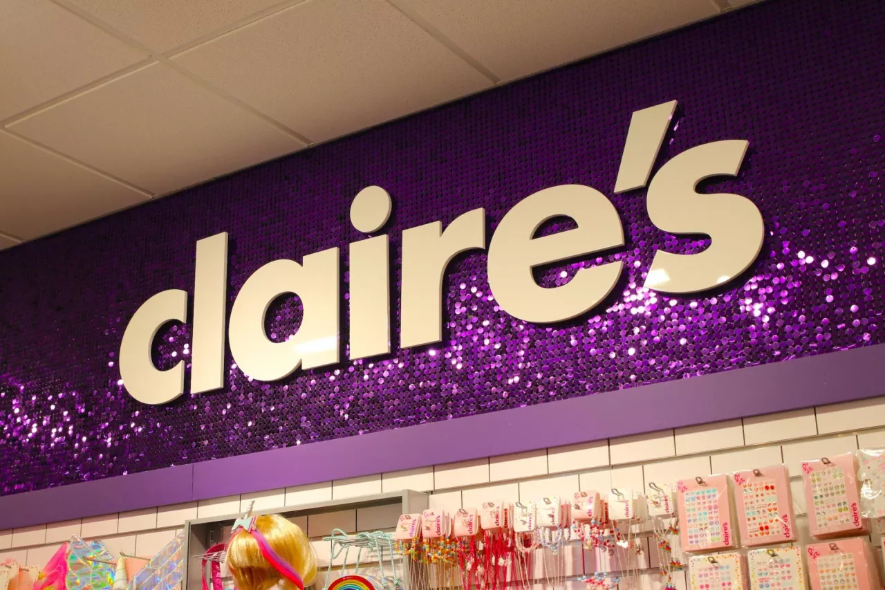 Sklep sieci Claire‘s (fot. Eric Glenn)