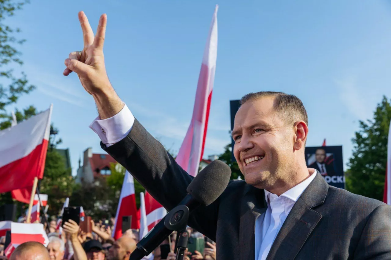 Karol Nawrocki, może powstrzymać RPP przed obniżką stóp procentowych (fot. Facebook.com/nawrocki25)