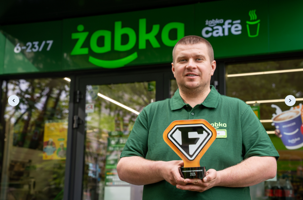 <p>Daniel Powierża, laureat konkursu Franczyzowy Superbohater</p>