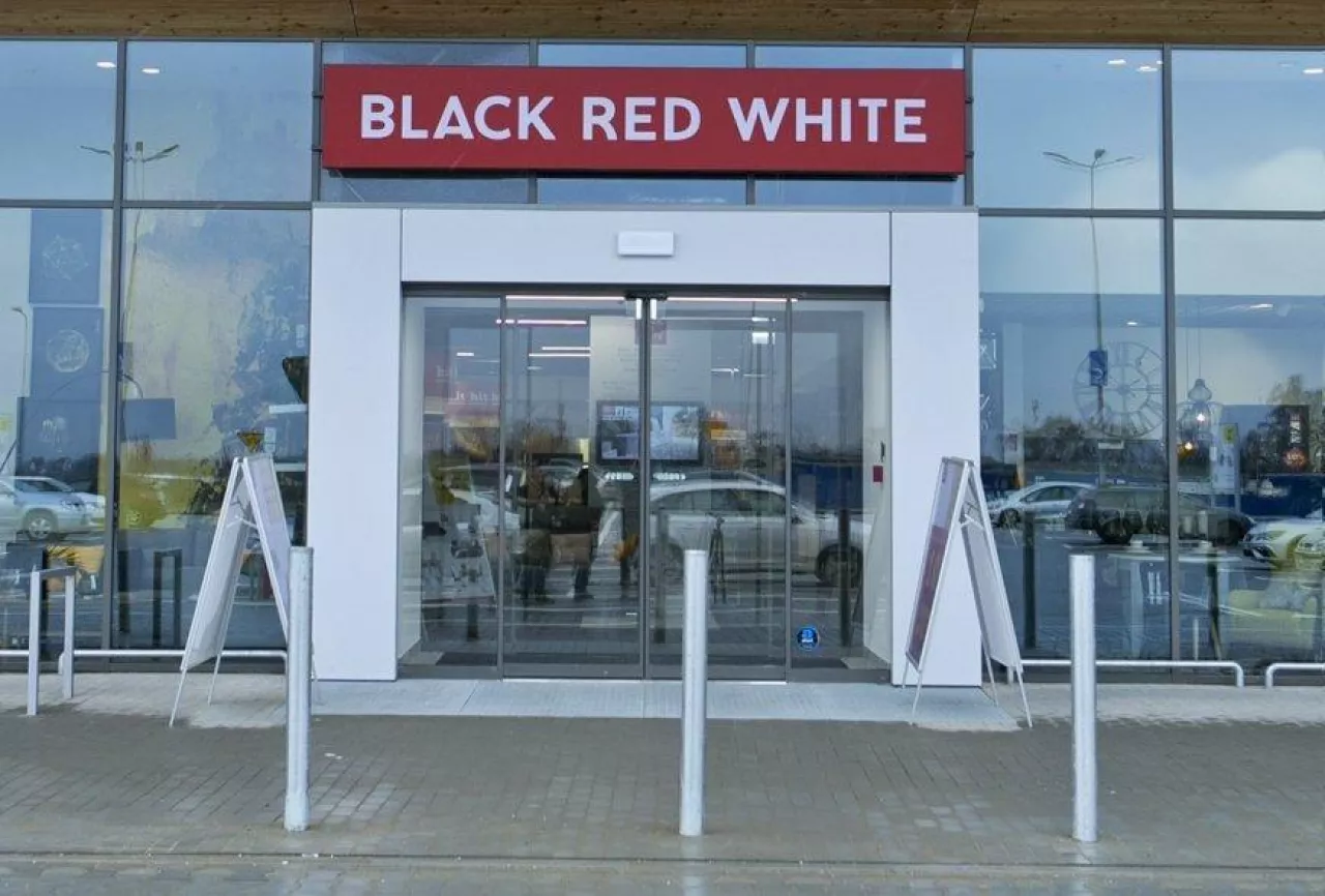 XXXLutz wycofuje się z Black Red White. Nowy inwestor wchodzi na rynek meblarski? (fot. materiały prasowe)