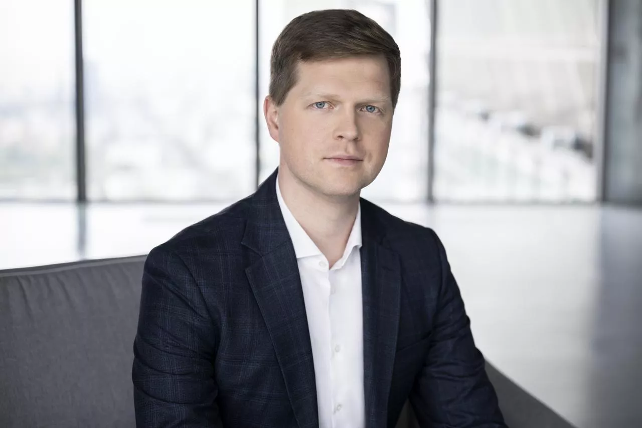 Patryk Rudnicki, Bain &amp; Company (mat. prasowe