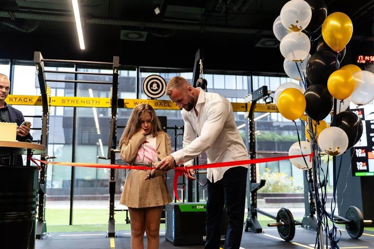 <p>Xtreme Fitness Gyms, marka dotąd konsekwentnie zdobywająca rynek mniejszych i średnich miast, wchodzi do dużych aglomeracji</p>