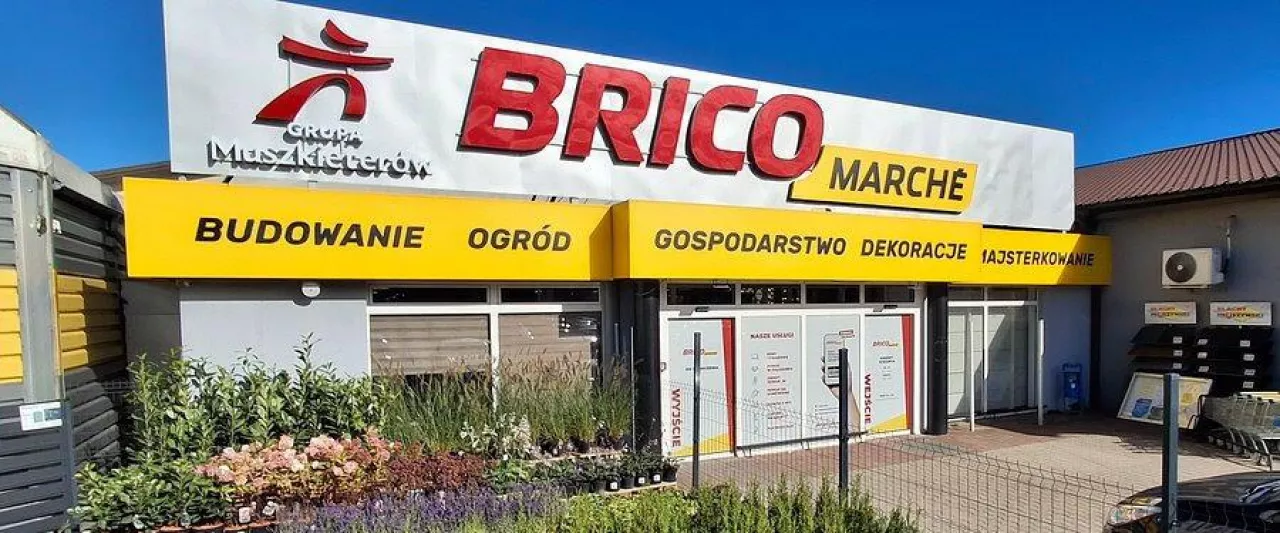 <p>Sklep Jasam w Nidzicy przy ul. Traugutta 24 rozpoczął działalność jako Bricomarché</p>
