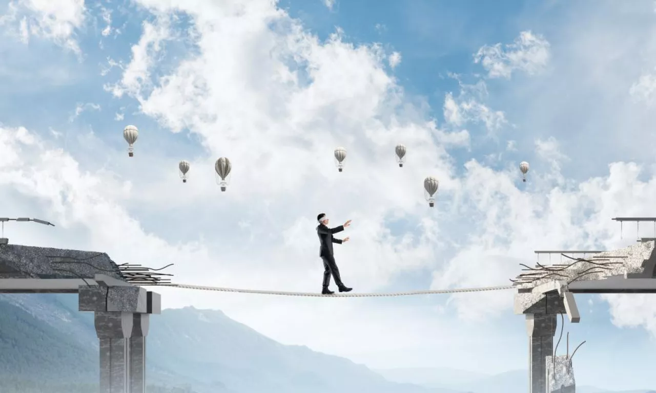 <p>Bycie franczyzodawcą to świetny sposób na szybki rozwój biznesu, ale nie jest to droga pozbawiona wyzwań</p>