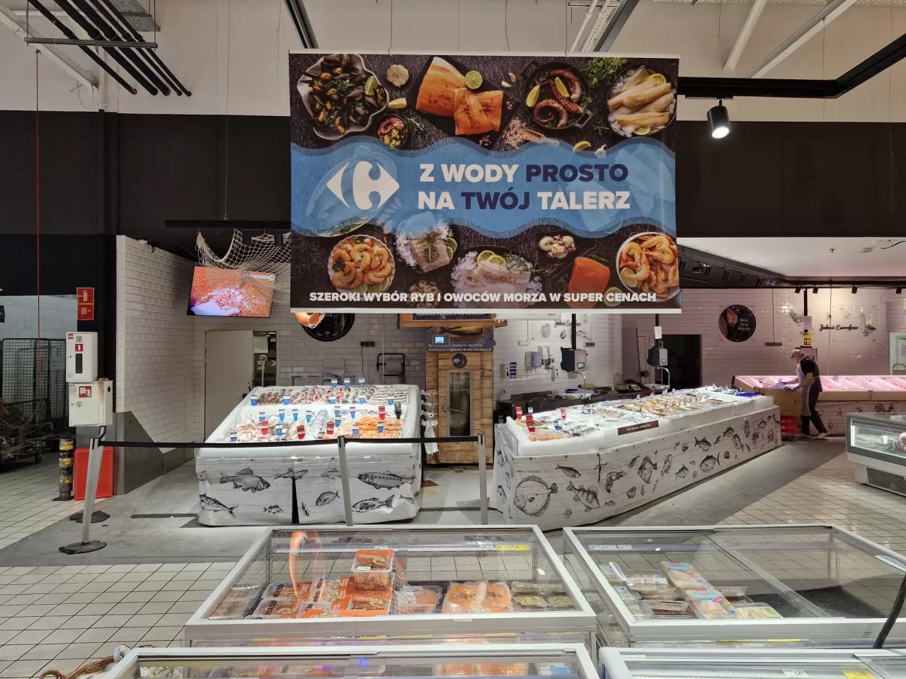 Targ rybny Carrefour