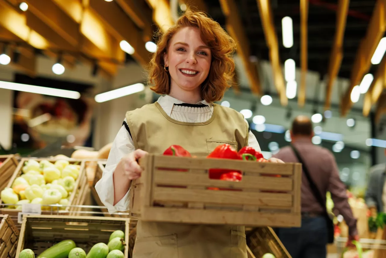 Jak wyglądają wynagrodzenia w sektorze FMCG i dystrybucji? (fot. Shutterstock)