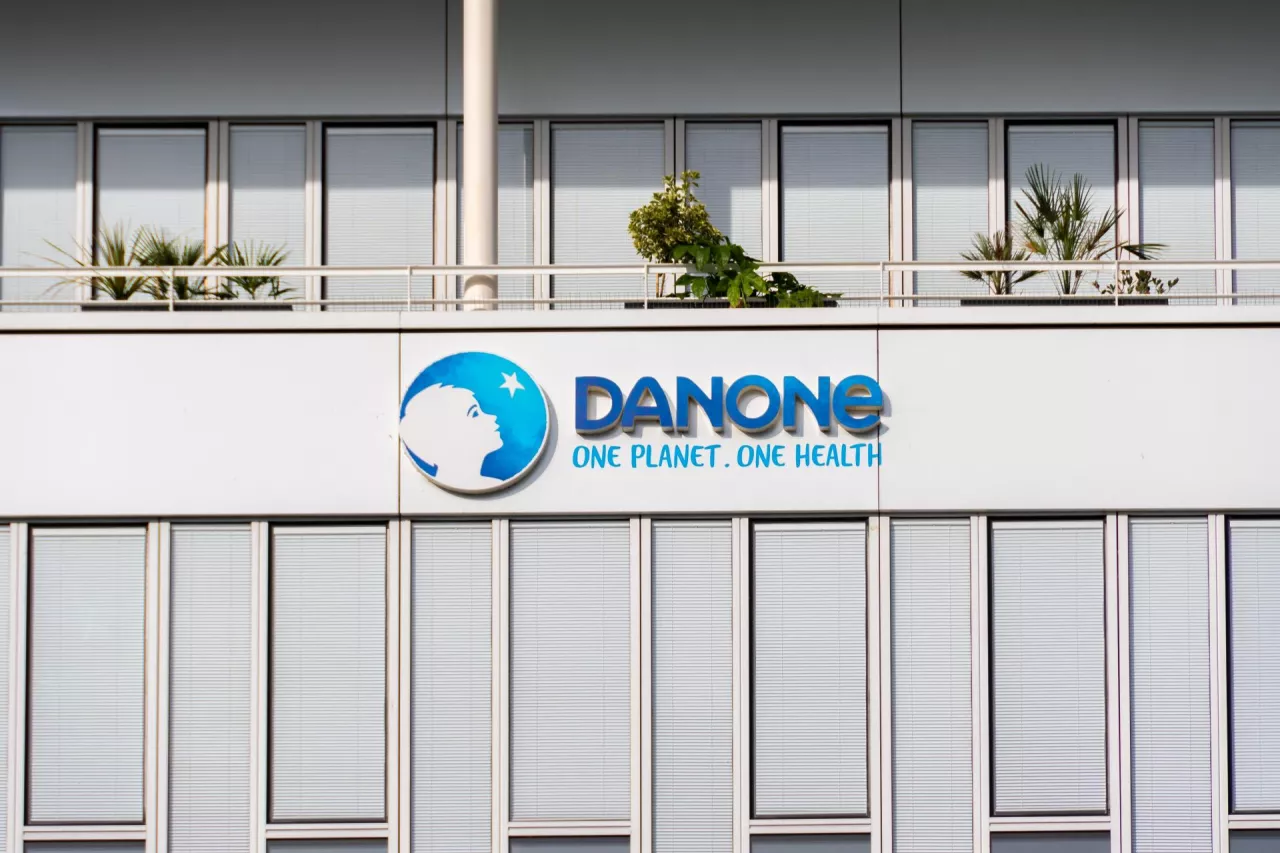 Siedziba firmy Danone (fot. Shutterstock)