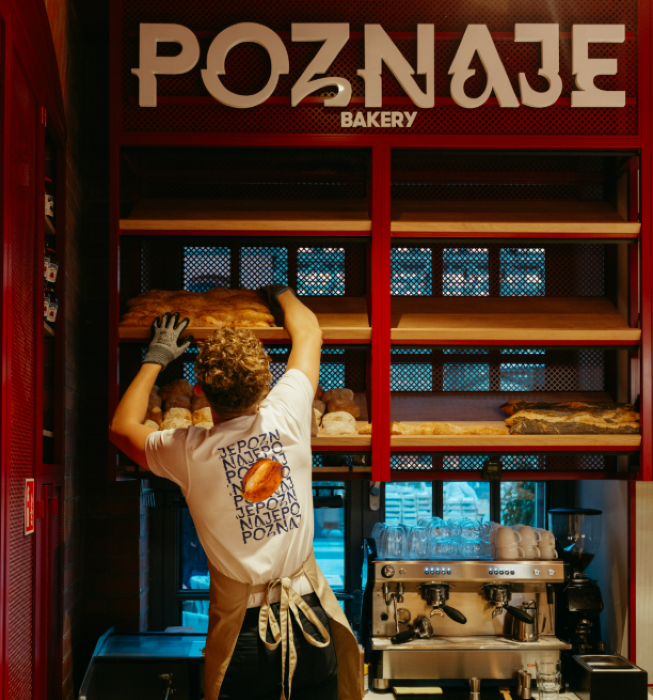 <p>Poznaje. Bakery &amp; Restaurant to nowy koncept spółki Enata Bread</p>