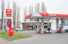 Branża paliwowa straszy, że prohibicja na stacjach paliw może podktręcić inflację (fot. Shutterstock) 