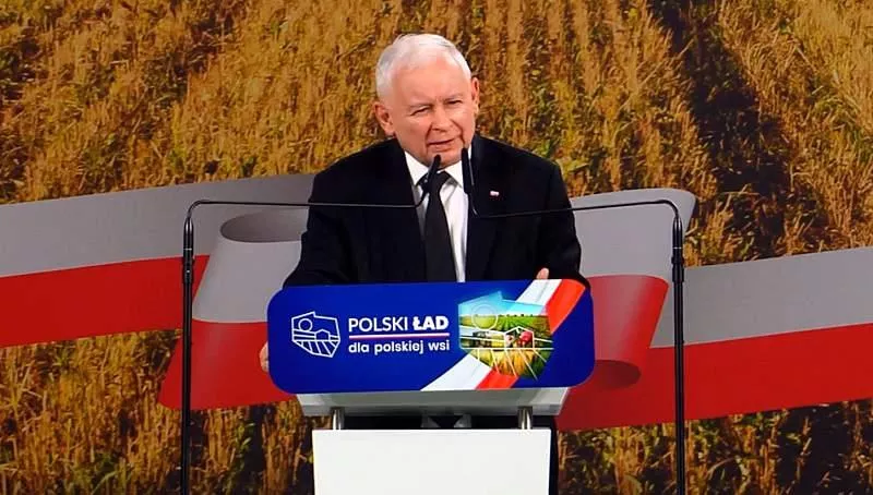 Na konwencji PiS napiętnowano sieci handlowe i koncerny spożywcze niszczące polskich rolników