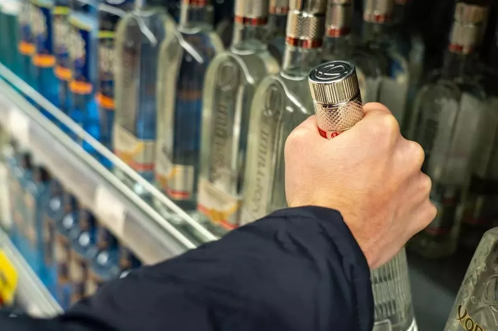 Ile płaci do budżetu branża spirytusowa? Miliardy złotych i obawa o zwiększenie szarej strefy