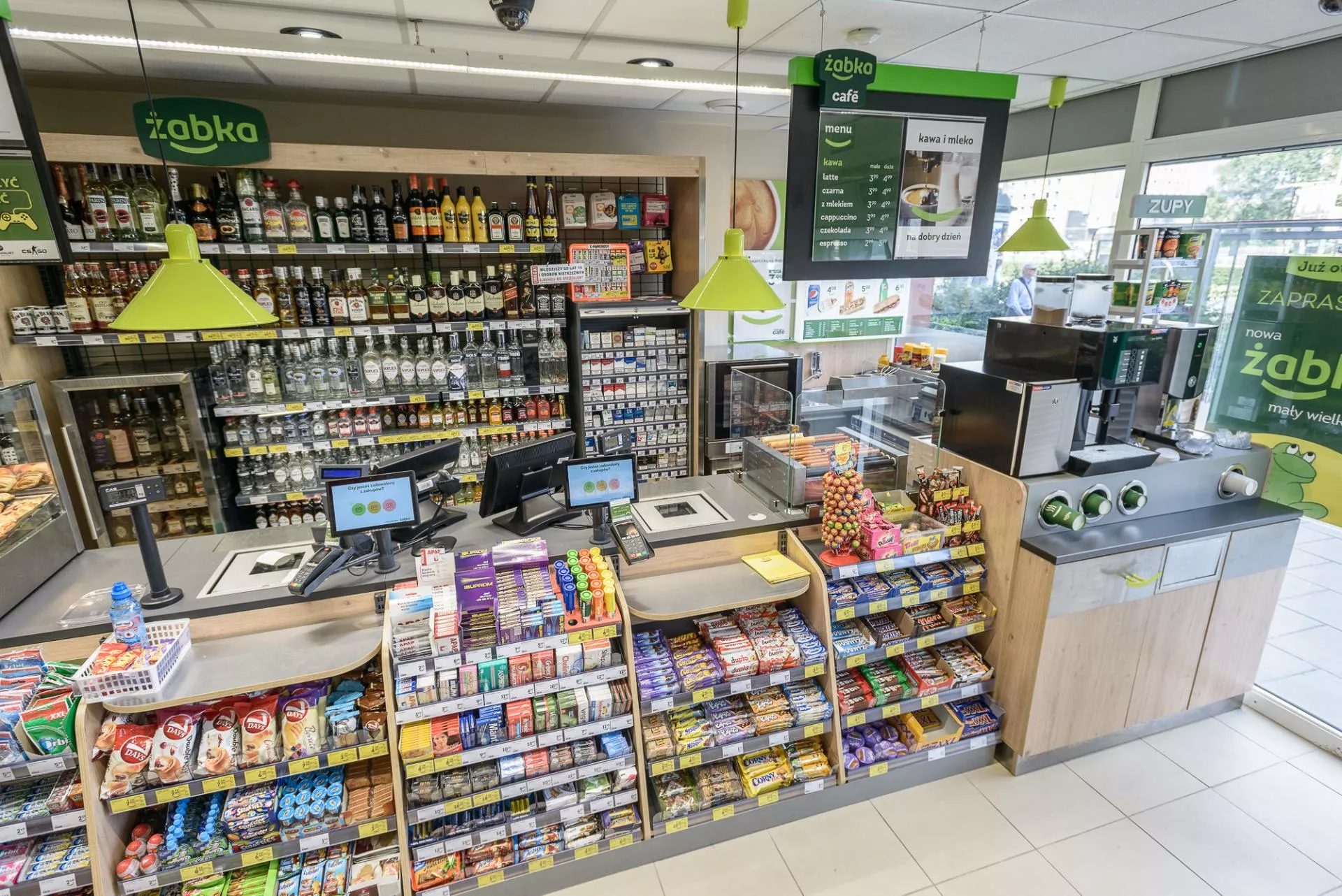 Zakupy na e-zeszyt. Płatności odroczone wkraczają do sklepów spożywczych