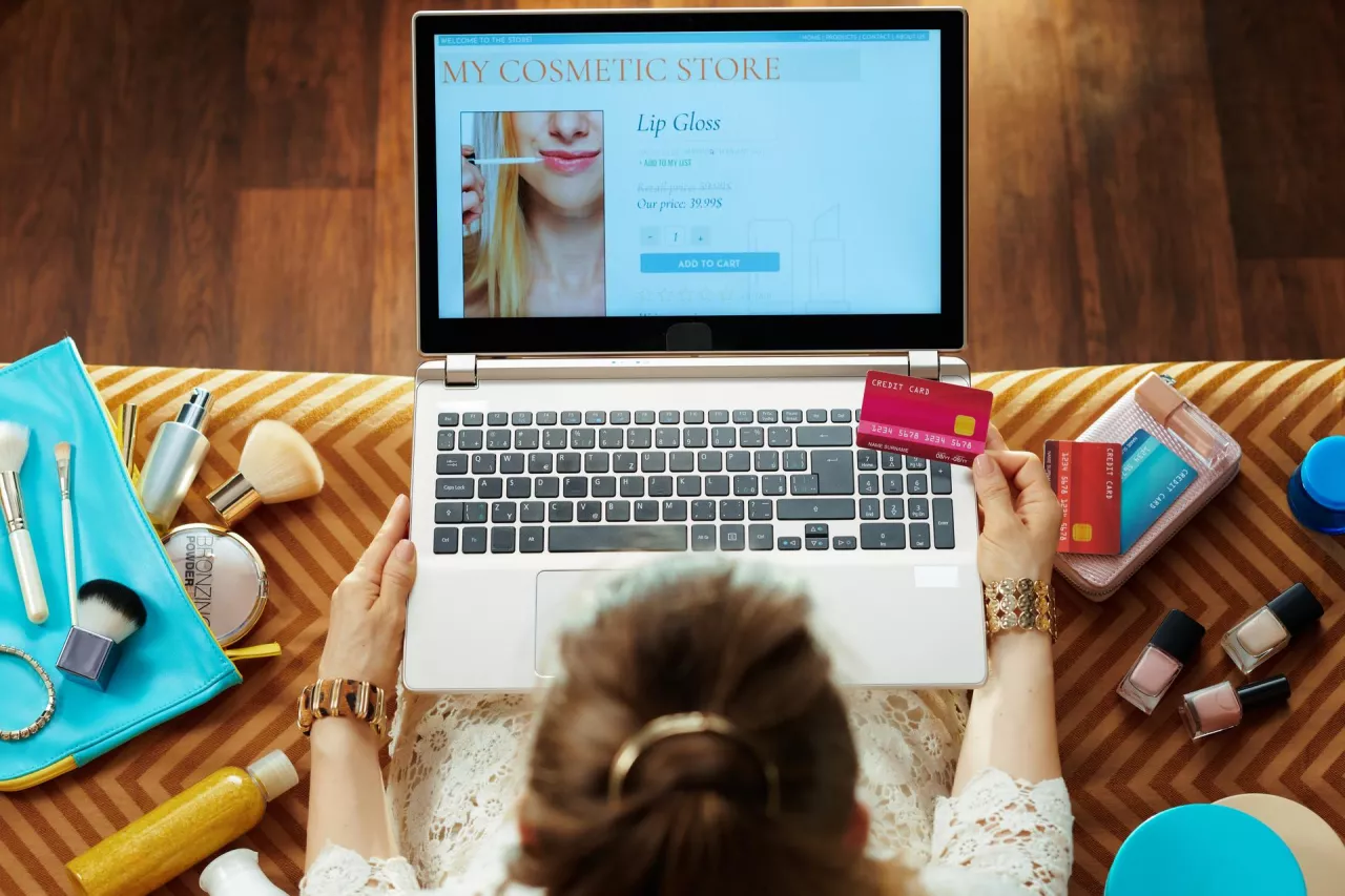 Co kształtuje polski e-commerce? (fot. Adobestock)