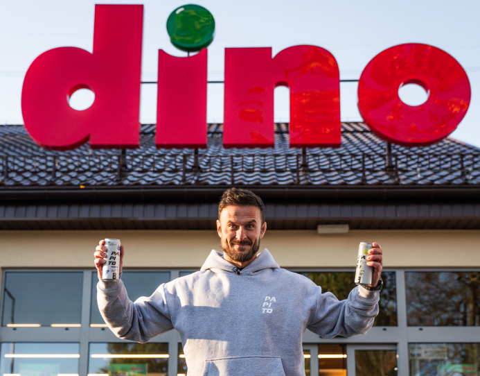 Papito w Dino! Energetyk od PashyBicepsa chwycił boga polskich sklepów za nogi