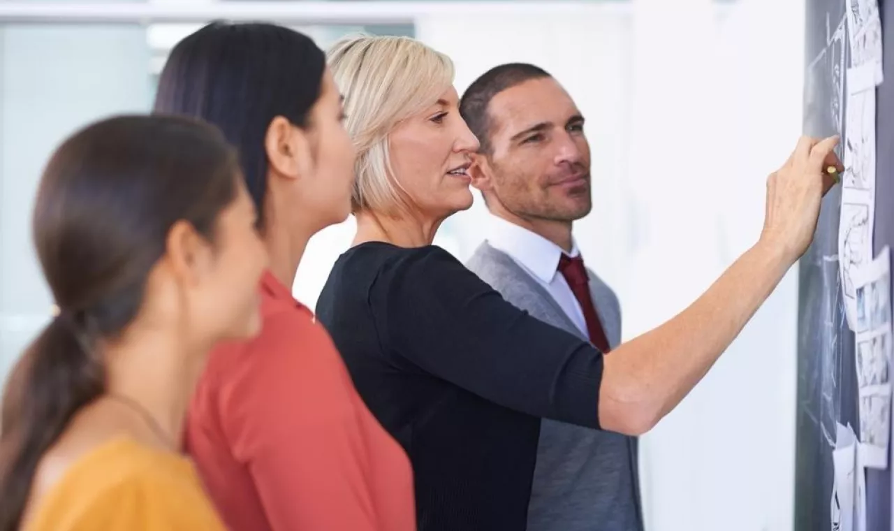 <p>Franczyza to może być świetny biznes, jednak ma ona też swoje wady. Warto je poznać zawczasu</p>