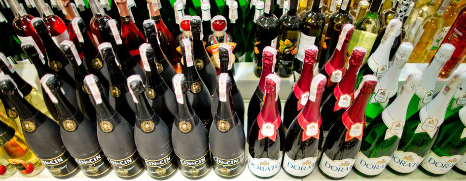 Ambra pokazuje wyniki po pierwszym kwartale. Sprzedaż lekko urosła, ale koszty zmniejszają marżę