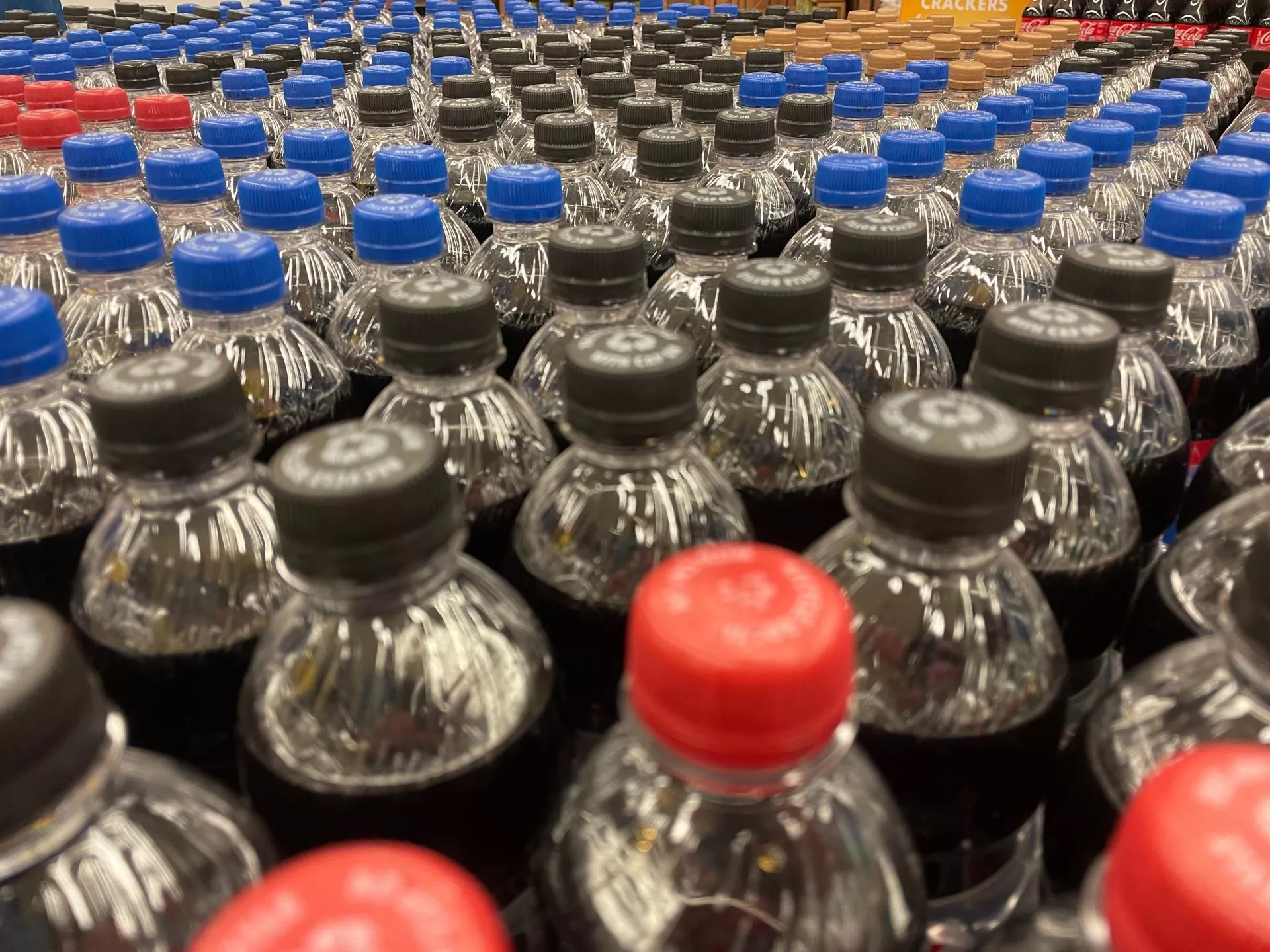 Sejm zdecydował ws opłaty cukrowej. Ceny napojów słodzonych i energetycznych pójdą w górę