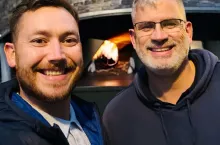 <p>Ekipa The Real Pizza Company: Paul Betchley (z lewej) i Matt Fielder (z prawej)</p>