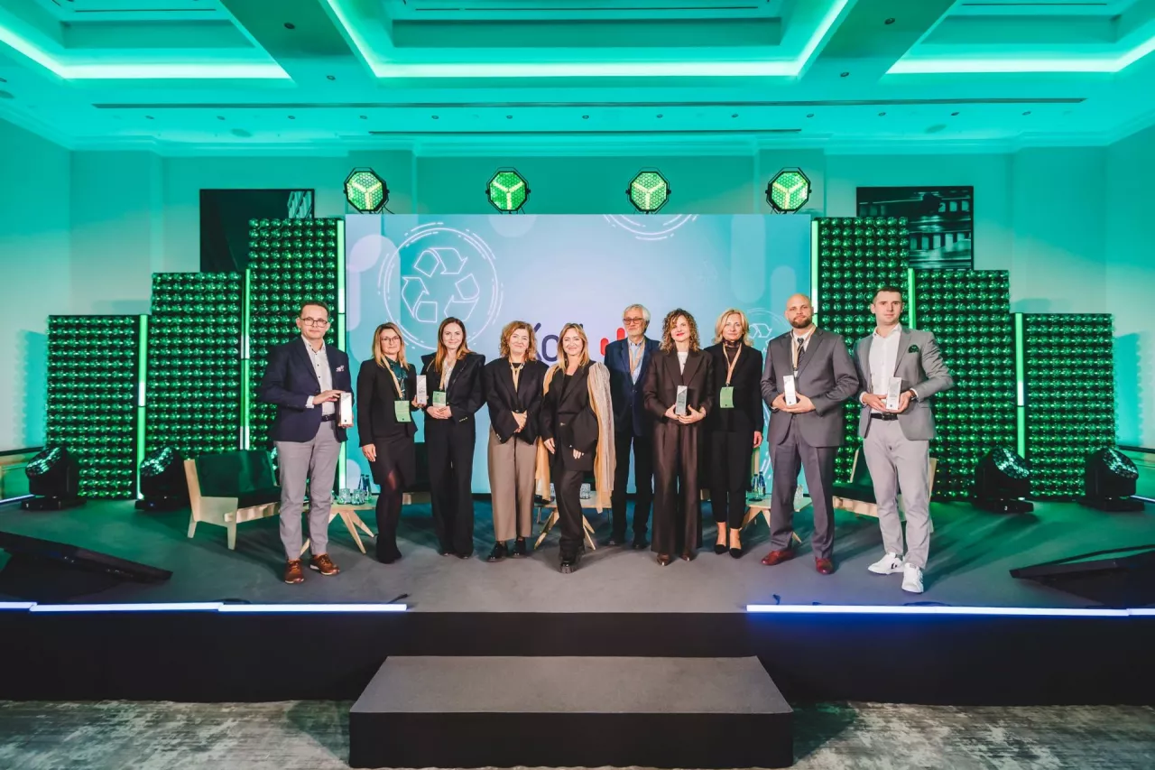 Laureaci konkursu Kod Innowacji 2025 (fot. Gs1)