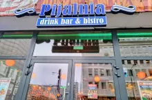 <p>Pijalnia Wódki i Piwa zmienia nazwę, ale też wystrój i ofertę</p>