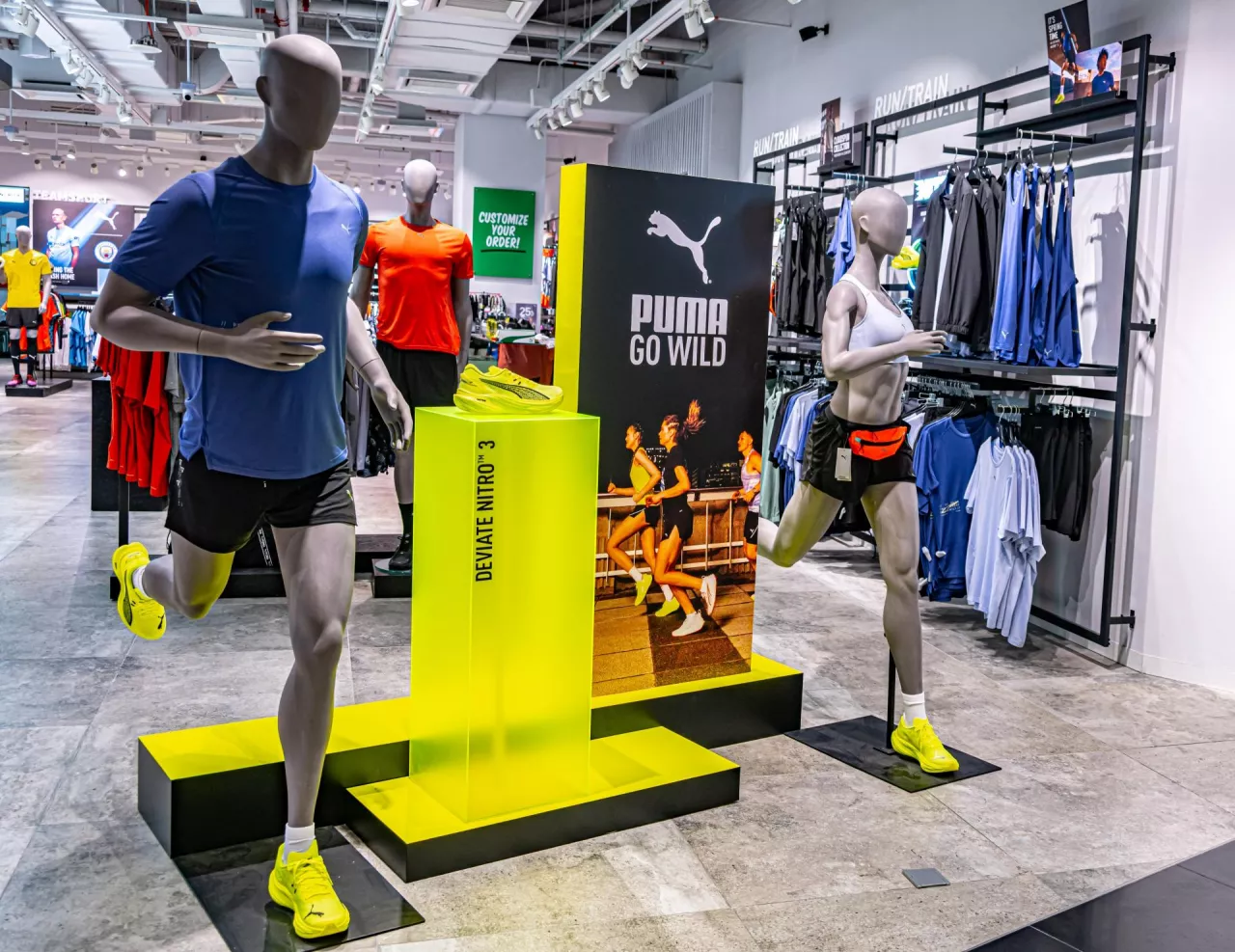 Marka Puma może zostać przejęta przez azjatycką firmę (fot. Shutterstock)