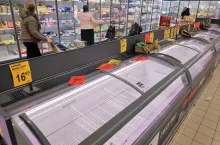 65 proc. - za taką część wolumenu sprzedaży mrożonych warzyw i owoców odpowiadają dyskonty (fot. Shutterstock)