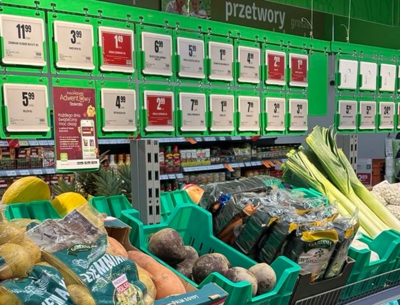 Sieć Stokrotka instaluje w elektroniczne etykiety w pierwszym markecie