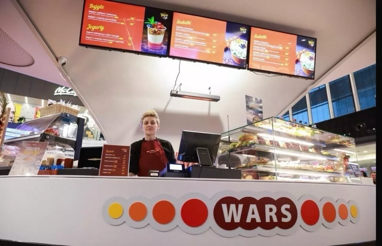Wars ma już pierwszą samodzielną restauracjo-kawiarnię (fot. wiadomoscihandlowe.pl)