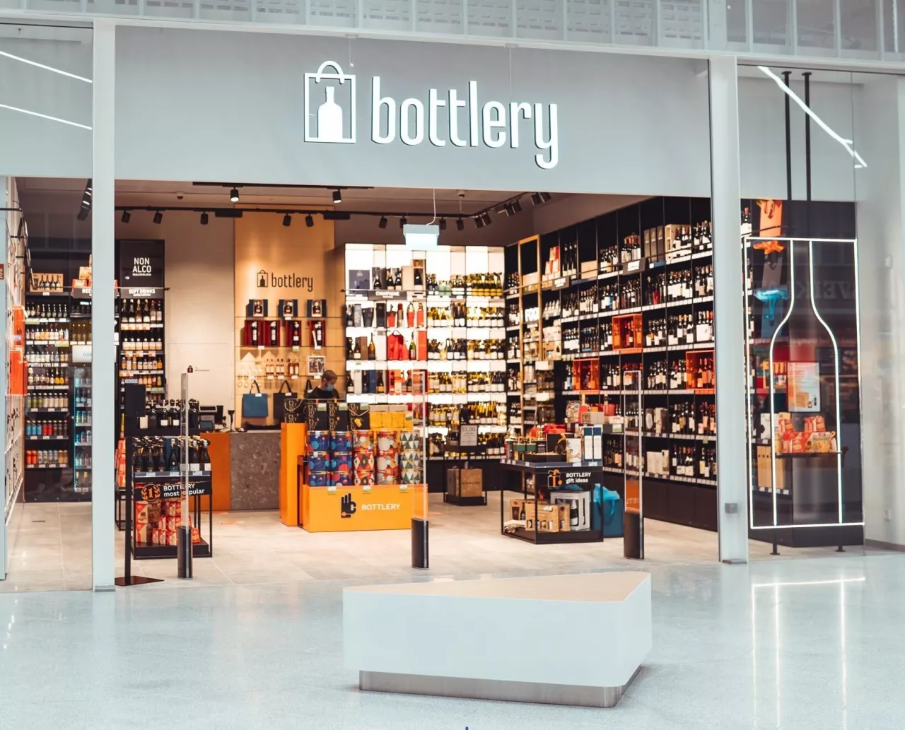 Litewska firma MV Group rusza w Polsce z budową sieci sklepów z alkoholem premium pod marką Bottlery (fot. Mv Group)