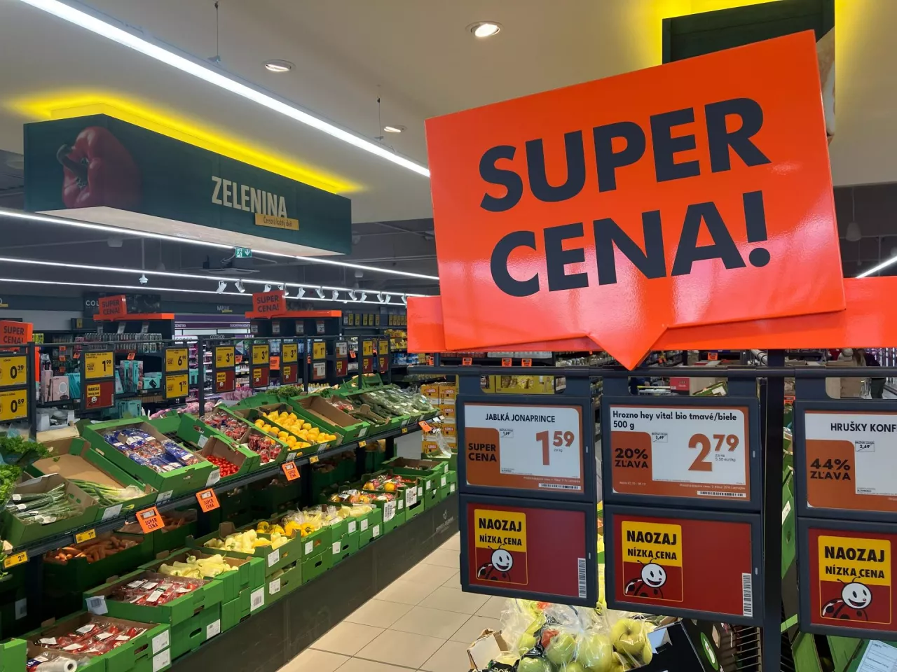 Flagowa Biedronka na Słowacji (fot. Sebastian Rennack)