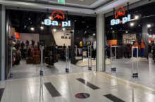 8a.pl otworzył w Krakowie największy sklep outdoorowy w Polsce – nowoczesny showroom o powierzchni 721 mkw.