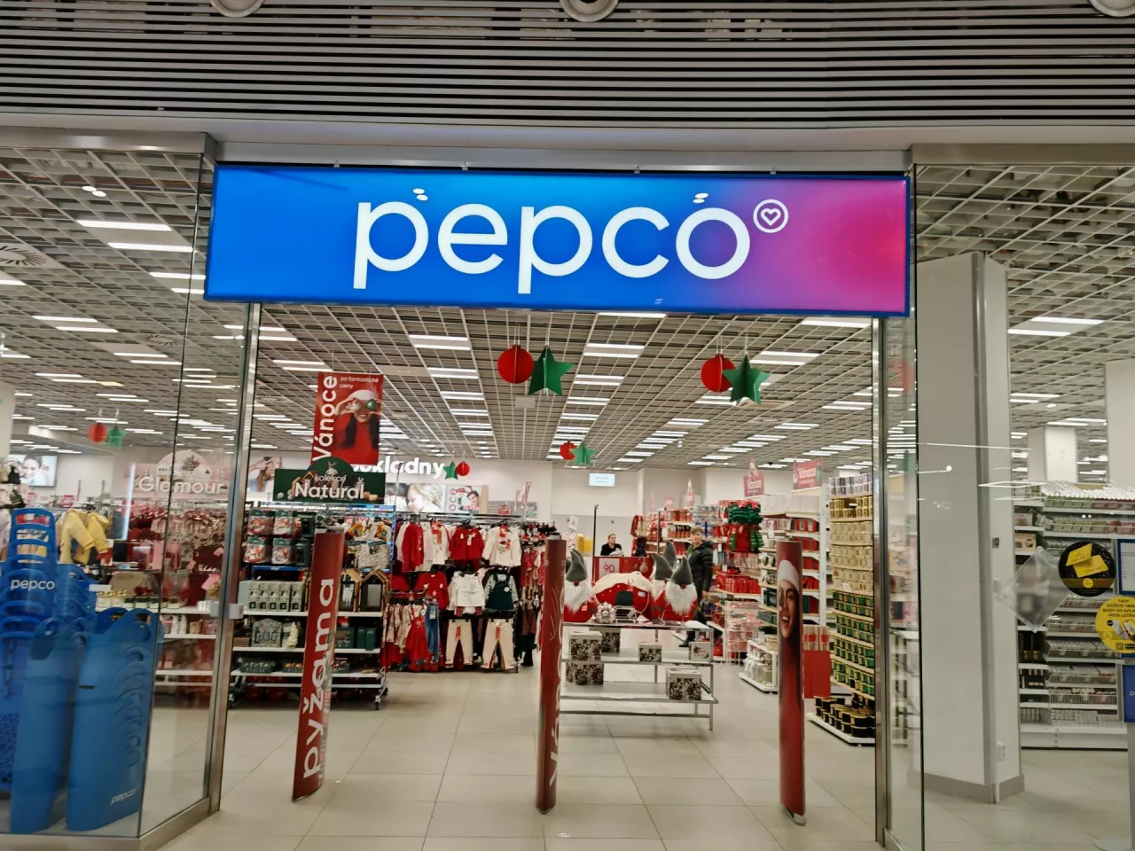 Sklep sieci Pepco (fot. Photo Nature Travel/Shutterstock)