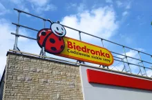 Sklep sieci Biedronka (fot. Magda Wygralak/Shutterstock)