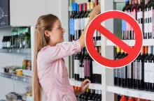 Kolejna nocna prohibicja w warszawskiej aglomeracji (fot. Canva)