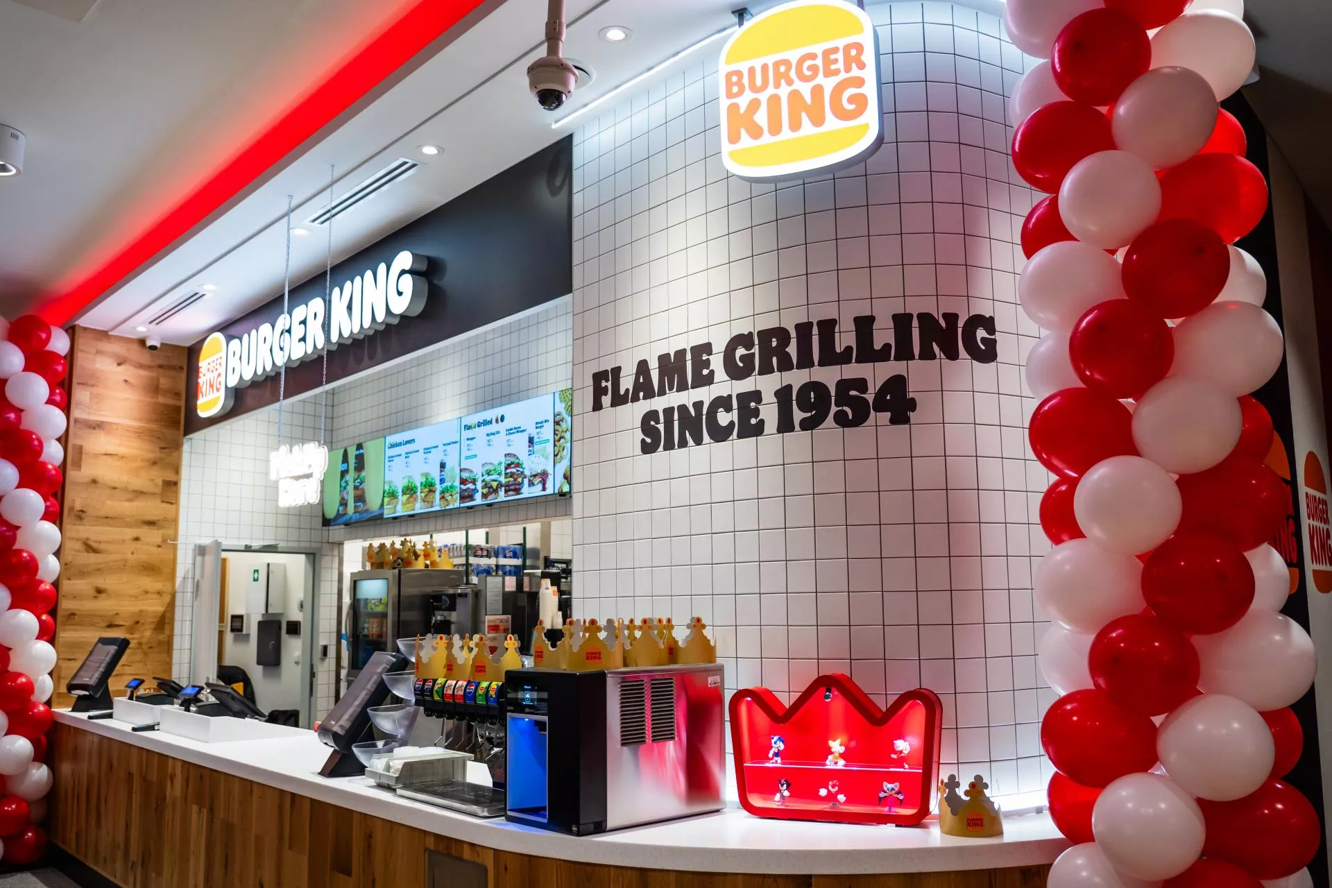 Burger King rozda 100 Whopperów w Warszawie. Gdzie i kiedy będzie je można dostać?